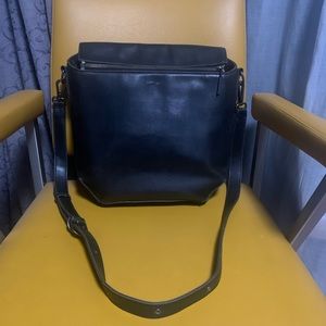 Matt and Nat shoulder bag.